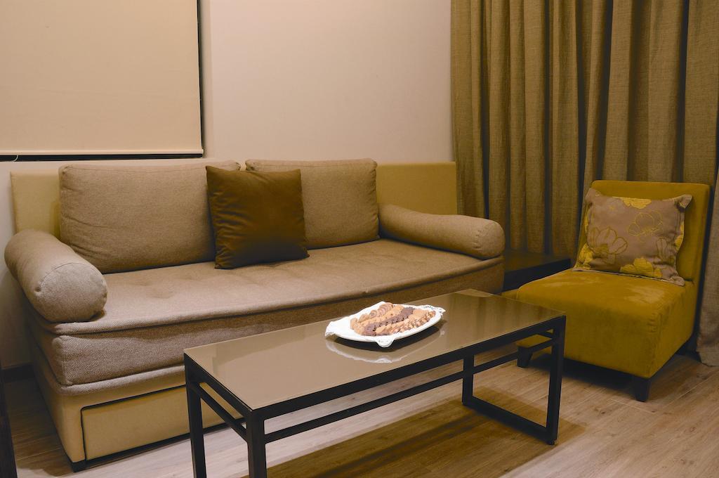 Country Lodge Hotel & Resort Beirut Exterior foto
